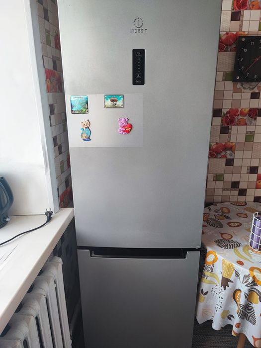 Холодильник индезит