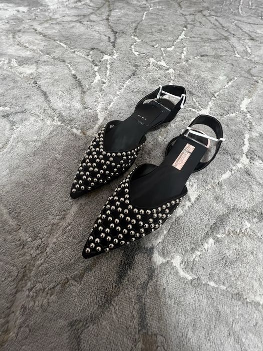Женская обуфь от Zara.