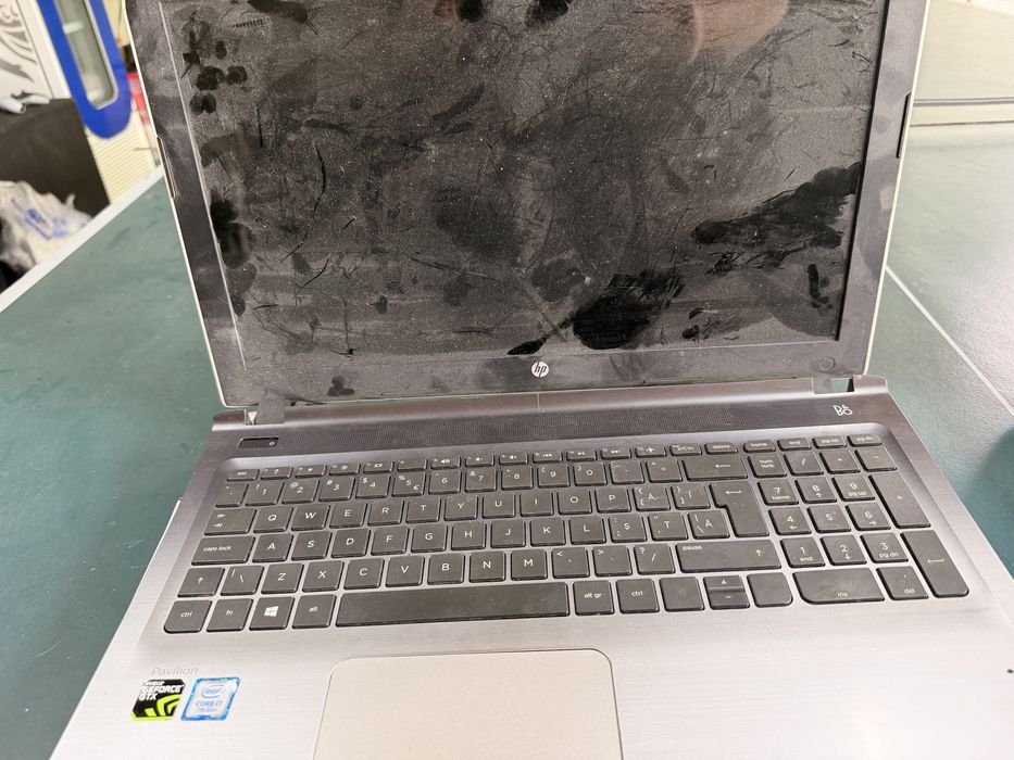 vandute ! Lot Laptopuri NeTestate Pt Piese HP, Lenovo,Asus, GeoMicrosoft,Compaq