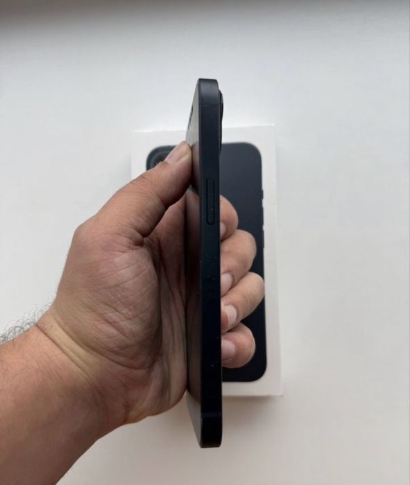 iPhone 13 128GB  с гарантией