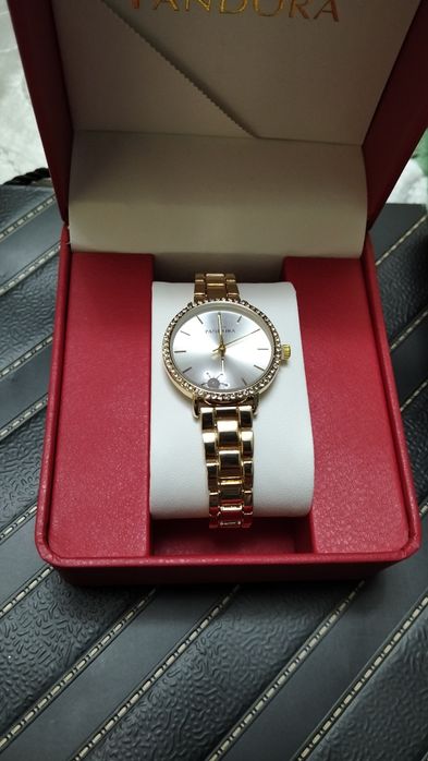 Часы "Pandora" новые
