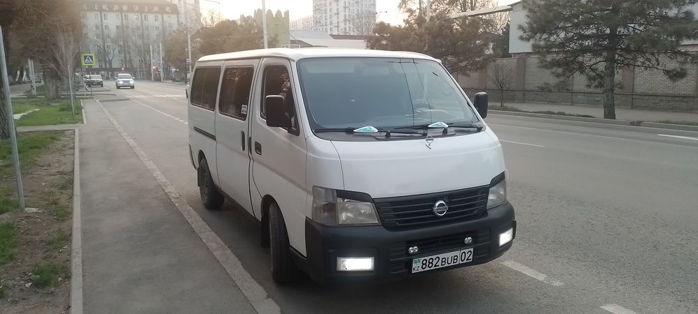 Продам Nissan urvan