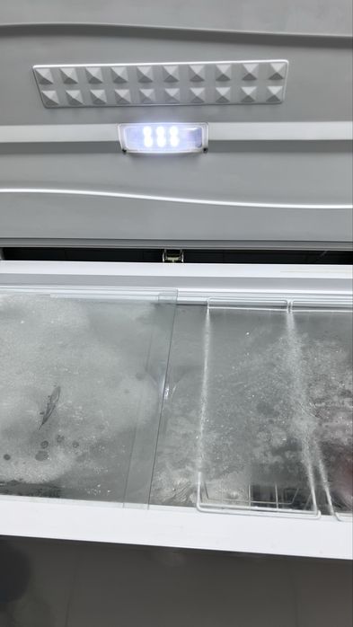 Срочно продам Морозильник