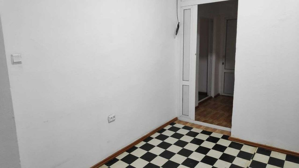 Biznes uchun noturar joy sotiladi. Продаю нежилое помещение под бизнес