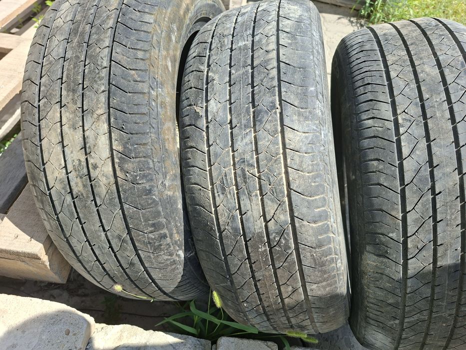 Продам шины. 235/55/18 данлоп