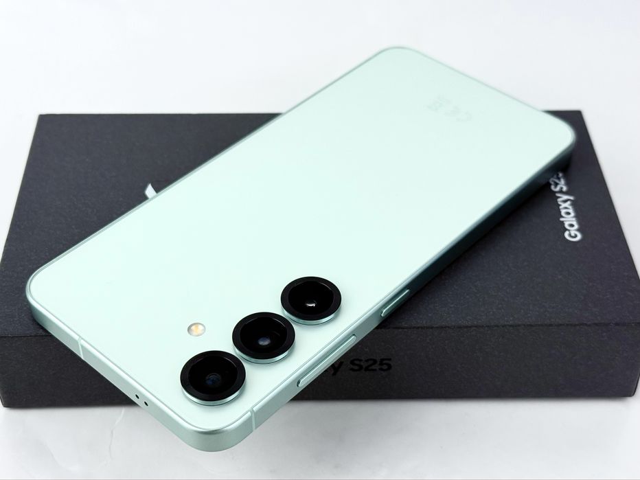 НОВ! Samsung Galaxy S25 5G 128GB 12RAM Mint Гаранция!