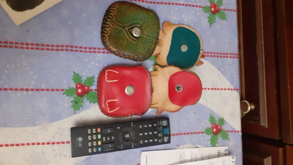 Сумочки -кошельки кожаные привозные