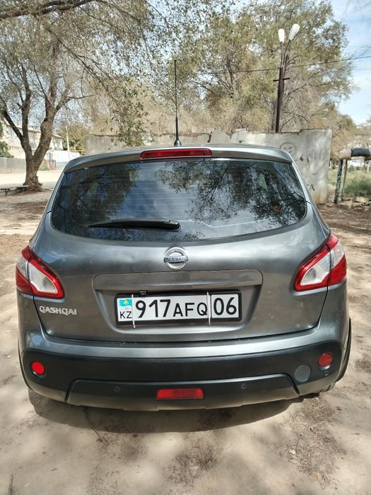 Машина Nissan Qashqai