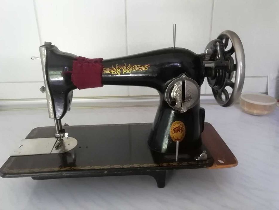 Машинка швейная "Подольская" б/у