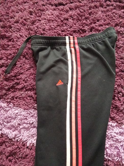 Pantaloni damă originali Adidas.