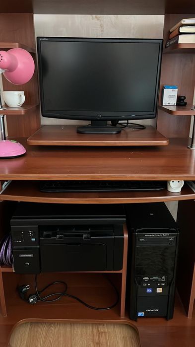 Компьютер с комплектом