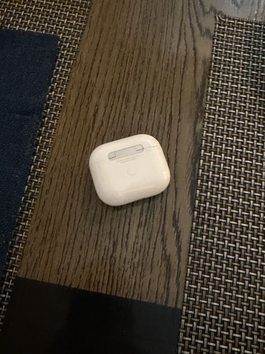 Продам earpods 3