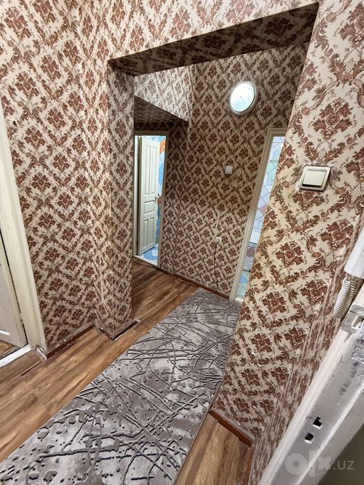 Яккасарай 2 комнатная 6 этаж