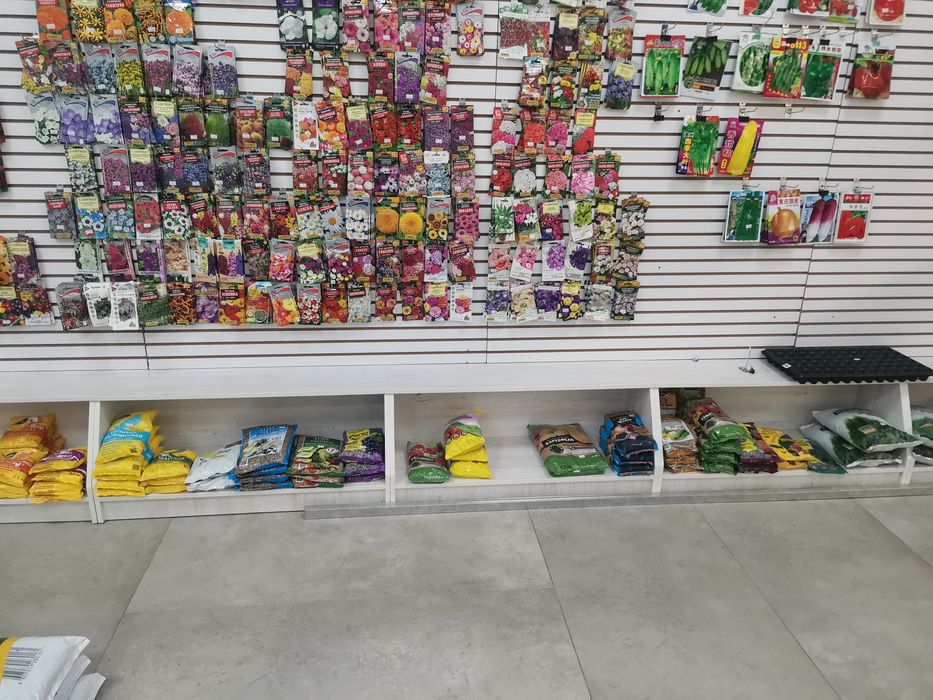 Торговая мебель для бутика