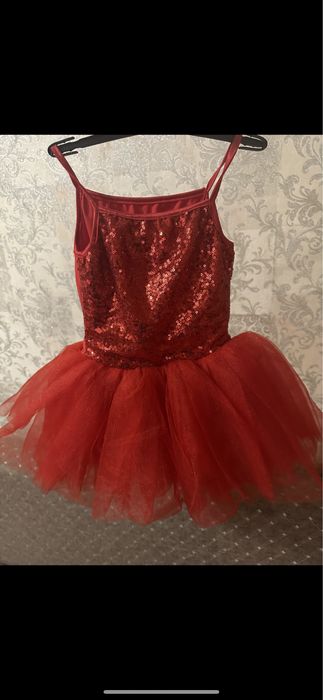 Платье на девочку