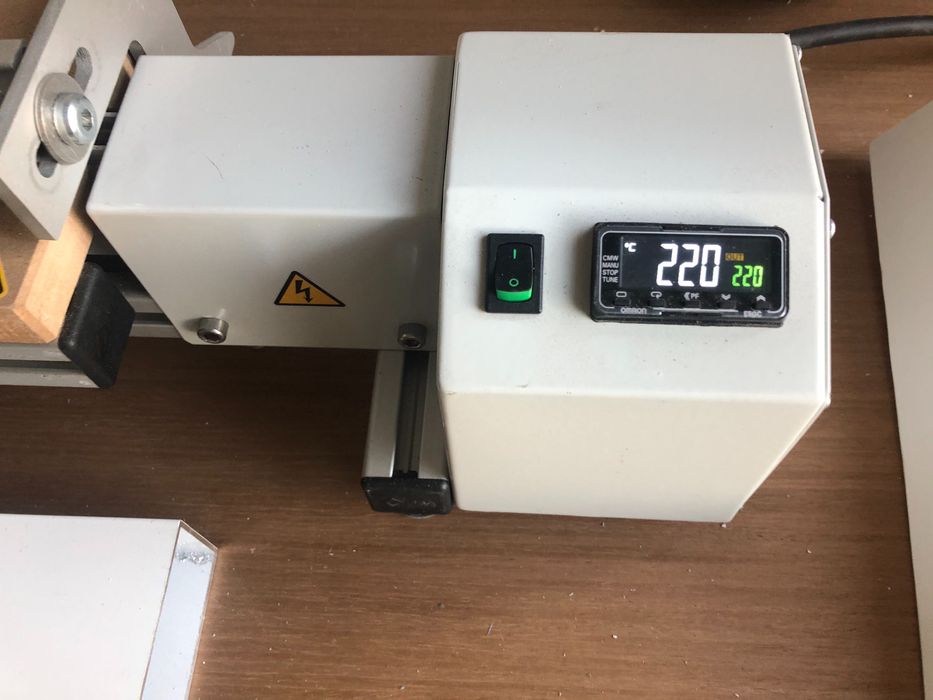 Нагряваща шина за огъване на плексиглас, ПВЦ, акрилни плоскости и др.