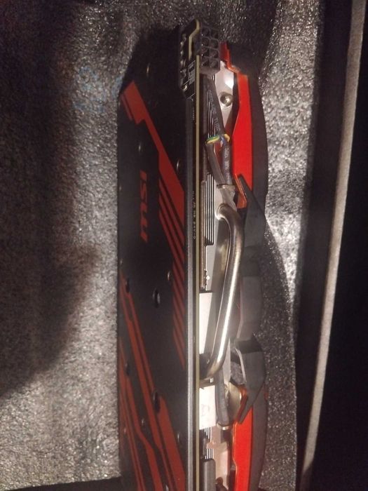 Геймърска видеокарта MSI Radeon RX 570 ARMOR 8G OC