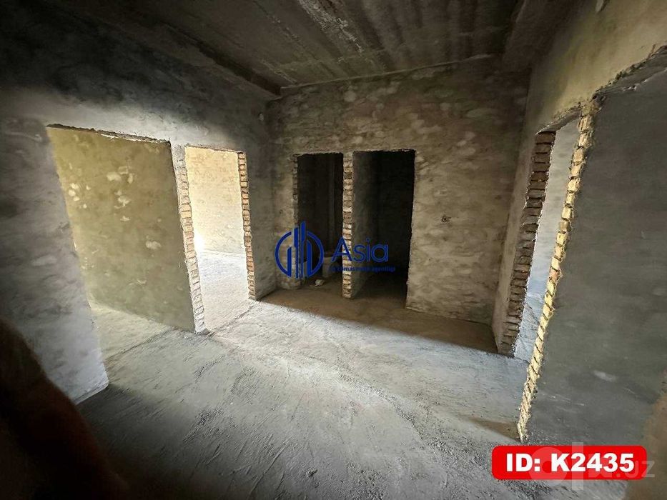 Terakzor tomondan 3xonali karobka uy srochna sotiladi K2435