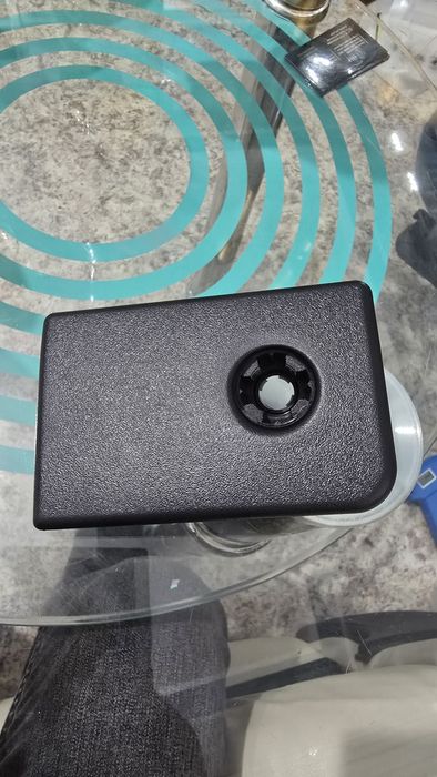 Ручка бардачка на mercedes W463 ,G class