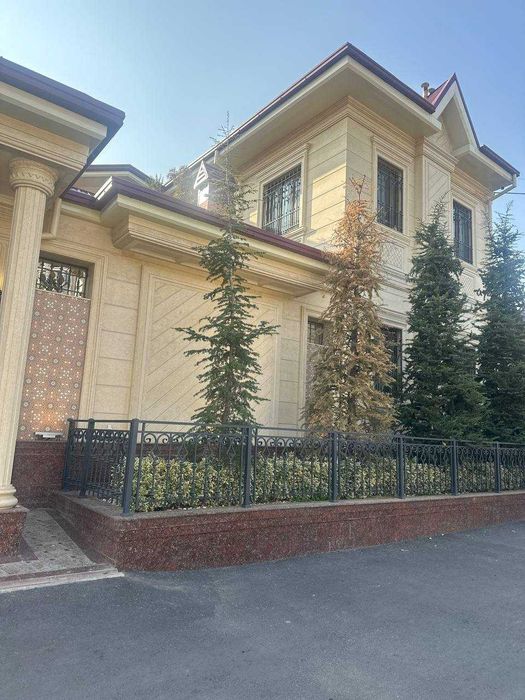 Продается шикарный дом в Яккасарайском районе , Саламатино  3 соток