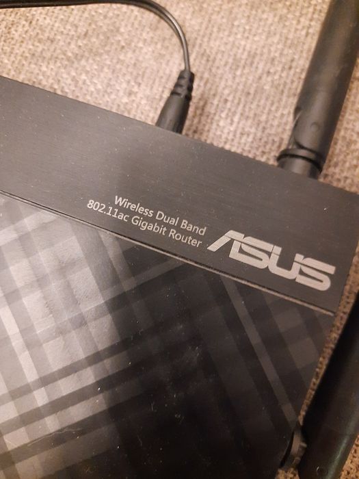 Рутер Asus RT-AC57U