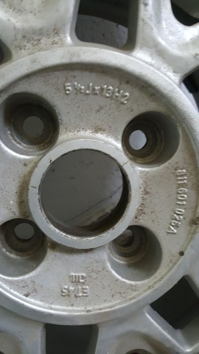 Джанта 13 ауди vw 4х100 с нова гума 175 70 13