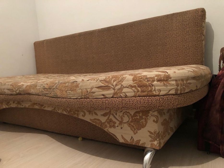 Продам Диван с ящиками