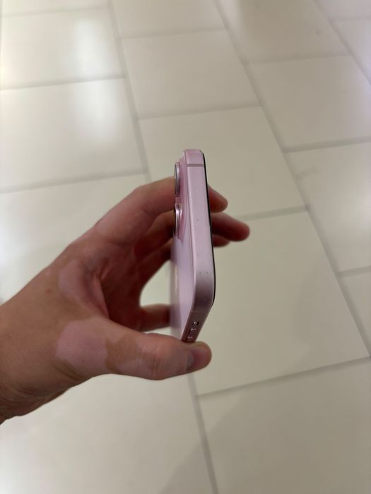 iPhone 15 128гб в хорошем состояний