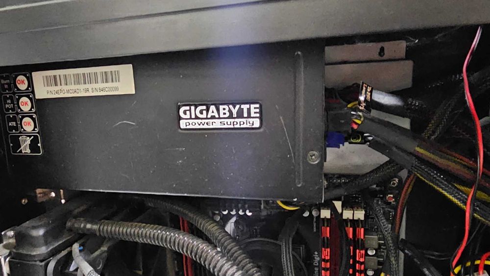 Настолен компютър MSI GTX 660 , 12GB RAM