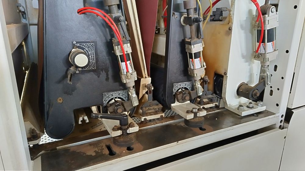 Тривалов шлайф на 1100мм. Първи вал чист щрайхмус, вал с пластини.