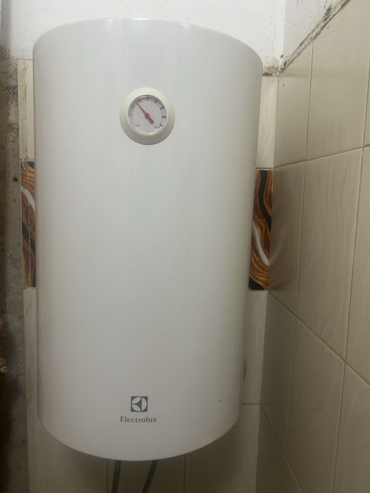 Водонагриватель , рабочий . 15000