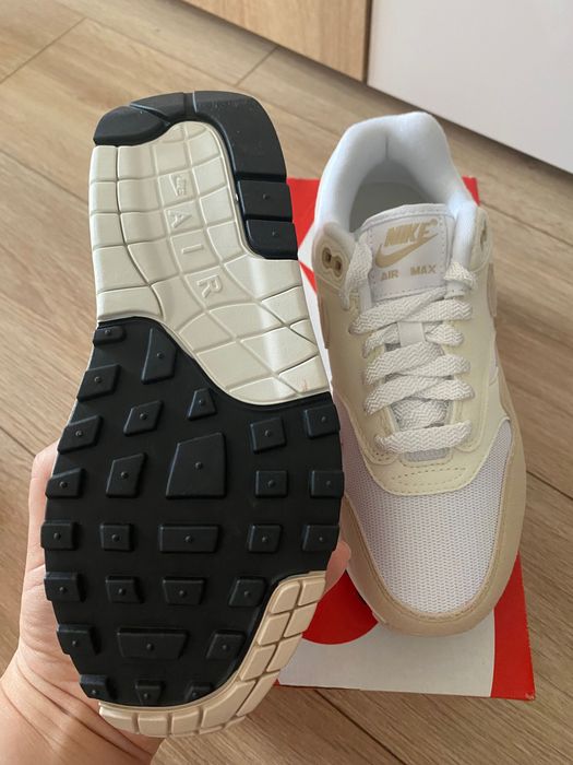 Nike Air Max bej