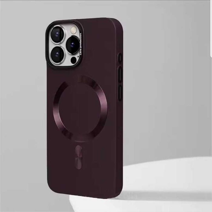Калъф MagSafe iPhone 14 / 15 / 16 серия луксозен твърд гръб