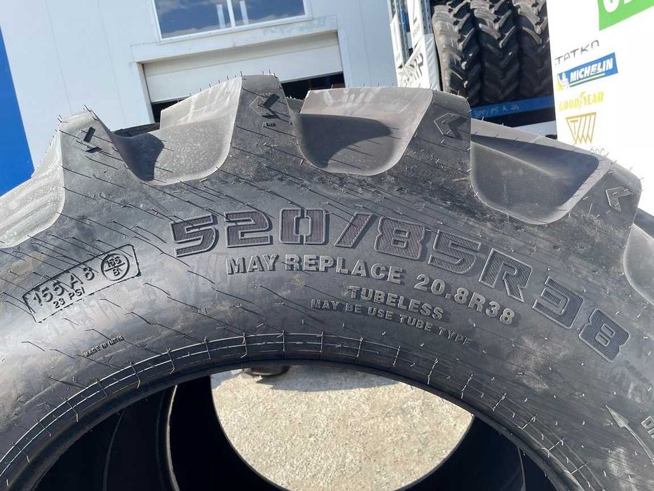 cauciucuri noi 520/85R38 de la CEAT  160D/157E VX-Tractor YAGM