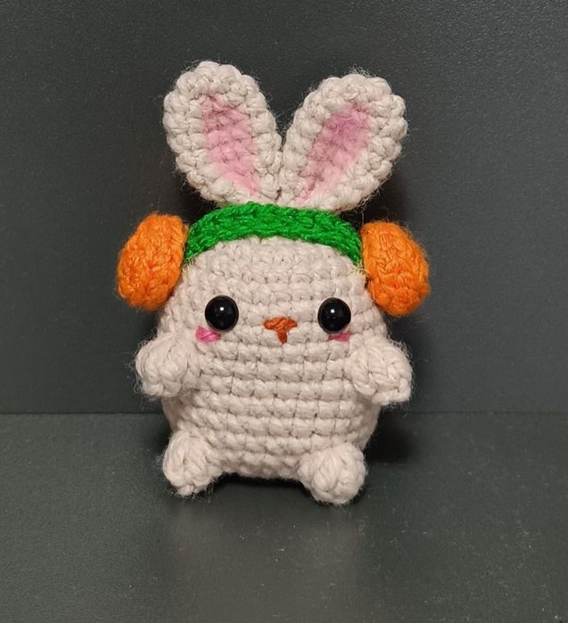 Вязаные игрушки Алмалык