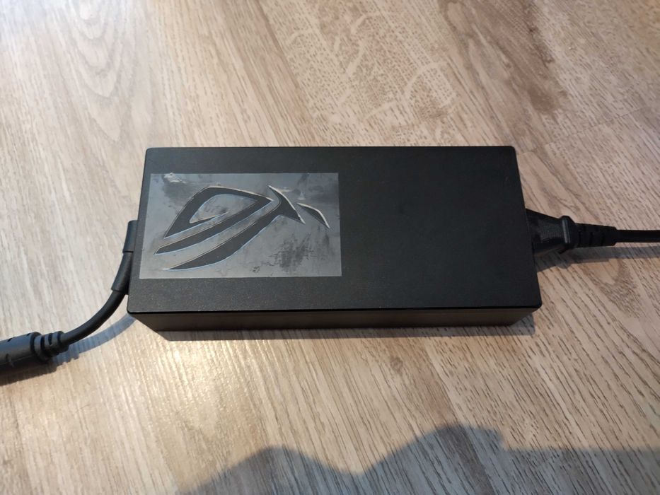 ASUS ROG Strix G16 - RTX 4080 / i9-13980HX / 32GB / 3TB / 240Hz Nebula