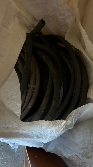 Шланги продаются