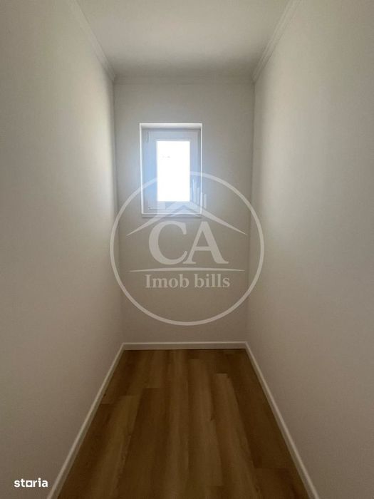 Casă de vânzare cu 4 camere în Santandrei , Bihor