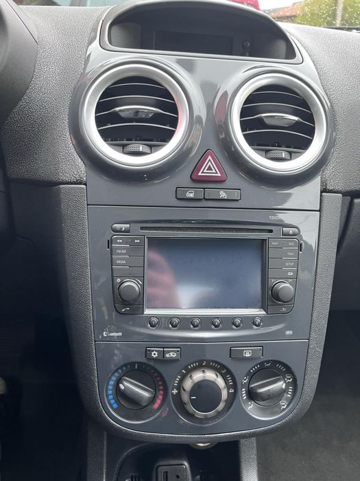 Opel corsa 1.2 бензин