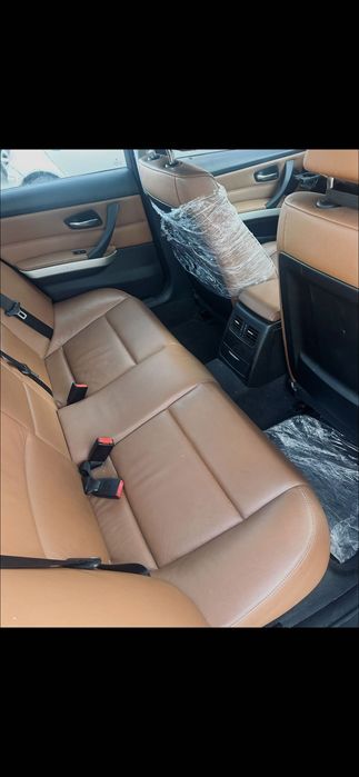 Автомобил : BMW 320