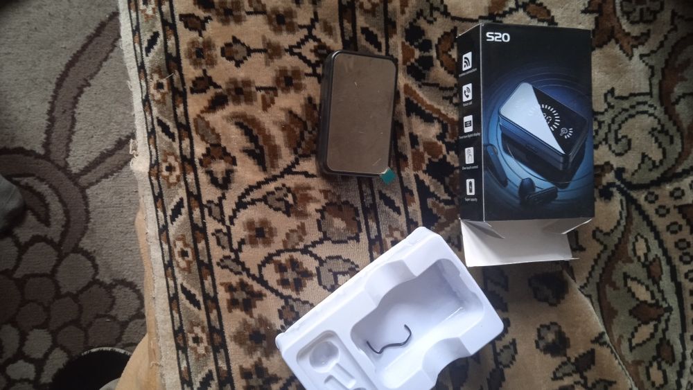 Продам наушники s20