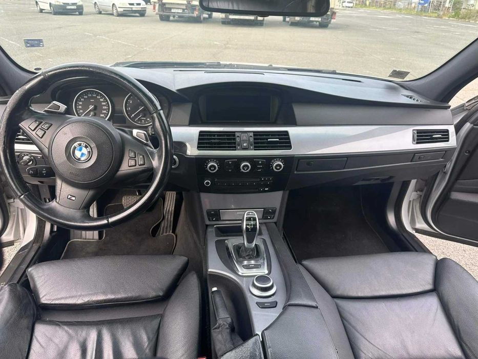 Автомобил BMW 530 E60 lci