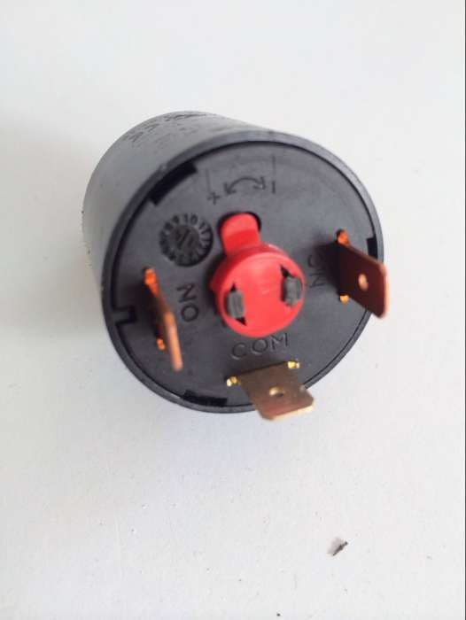 presostat reglabil 0,2-6 bar ceme PC5410/VAP 3 contacte 1/8 sau altele