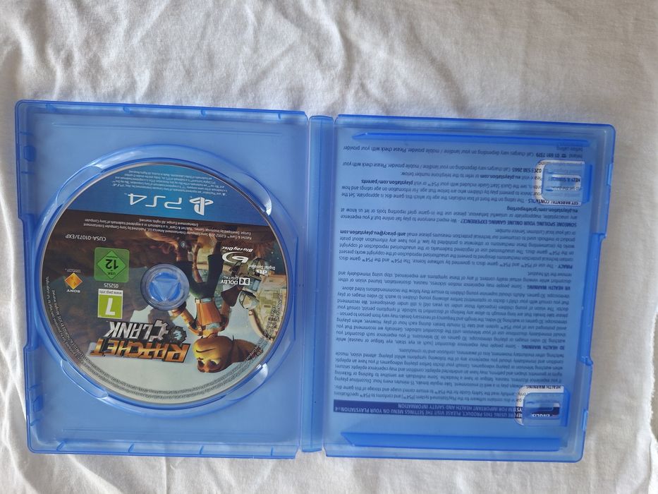 Продавам игра за плейстешън 4 RACHET CLANK
