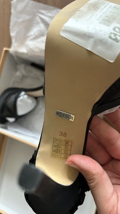 НАМАЛЕНИ Menbur испански обувки на висок ток 38