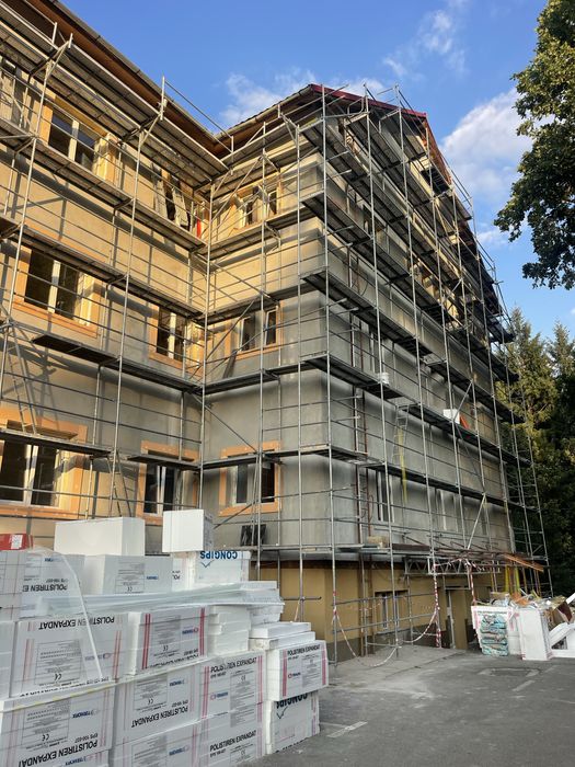 Inchiriere schela cu montaj