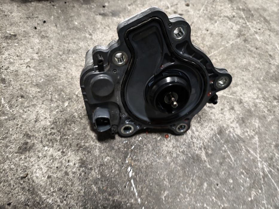 Водна помпа за Toyota Auris,CHR 1.8 hybrid