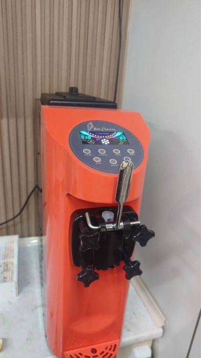 Frizer muzqaymoq apparat 220v