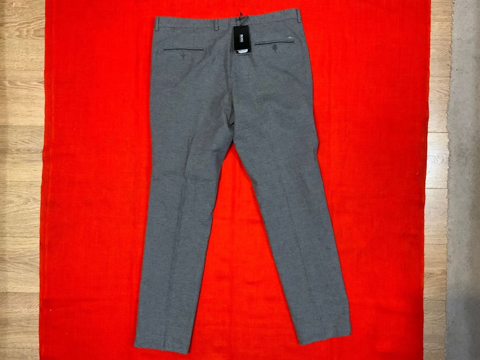 Hugo Boss-оригинален панталон размер л