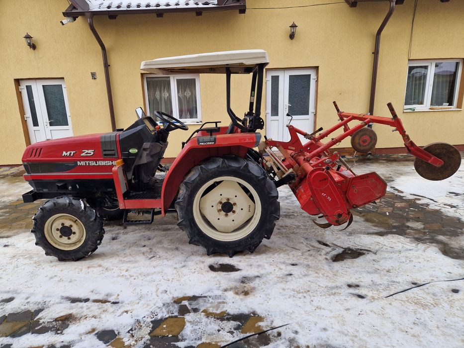 Tractor Mitsubishi MT 25